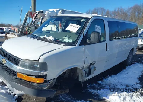2021 Chevrolet Express Passenger Rwd 3500 Extended Wheelbase Lt z USA, uszkodzony, nr VIN 1GAZGPF7XM1262486